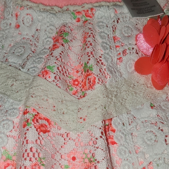 3T Tank and Capri set - Picture 8 of 8